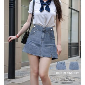 小開衩牛仔褲裙 高腰牛仔褲裙 排扣彈性牛仔裙 顯瘦牛仔短裙 丹寧褲裙 短裙褲 裙子 裙中褲 側腰鈕扣裝飾扣帶 Jean Skorts Denim Skorts High-rise Denim Skirts Stretch Jeans (012-9013-32)淺牛仔 S M L XL (腰圍:26~33英吋 / 66~84公分) 女 [實體店面保障] sun-e