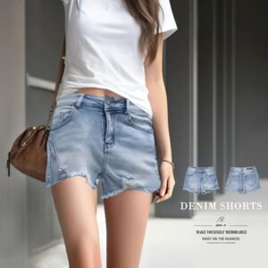 顯瘦涼爽牛仔短褲 割破鬚邊牛仔褲 高腰丹寧短褲 素面破褲短褲 Skinny Jean Shorts High-Rise Ripped Stretch Denim Shorts Frayed Hem Of The Jeans Cool And Slimming Womens Shorts (050-6104-32)淺牛仔 S M L XL (腰圍:66~84公分 / 26~33英吋) 女 [實體店面保障] sun-e